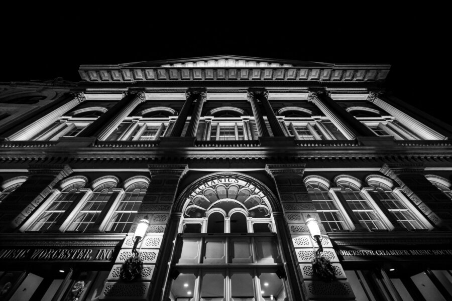 Portraits Gallery & History of the Hall